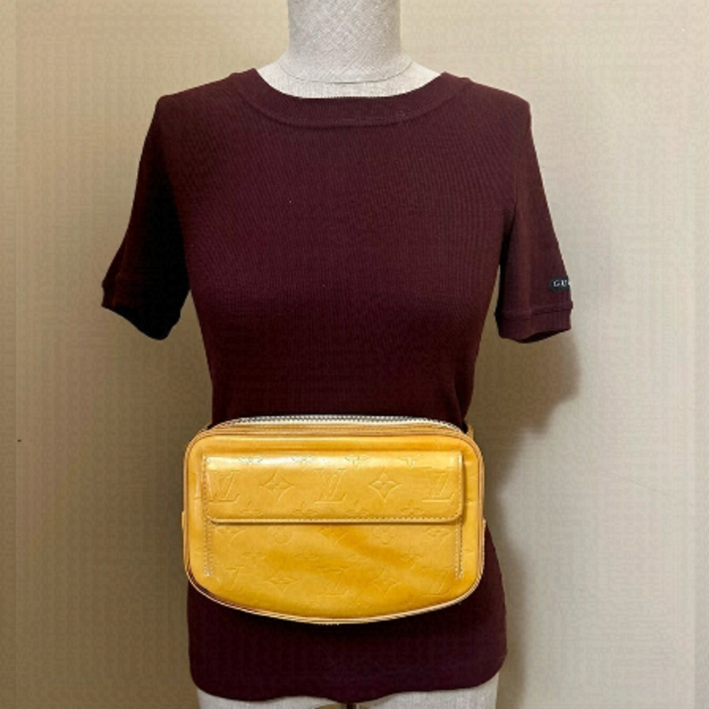 Louis Vuitton Vernis Beltbag / Bumbag In Mustard